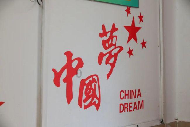 热血羽毛球